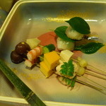 桜田 - サヨリ、甘鯛手毬寿司、串盛り