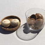 ナベノ-イズム - 浅草のイメージ　七味唐辛子マカロン　サブレ　フィナンシェ　