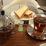 ティーラウンジ　ルフラン