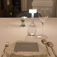 シルー - テーブル席