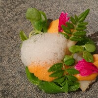 ジョンティ アッシュ - 帆立貝とエンドウのサラダ