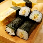 亀鶴寿司 - 納豆巻き