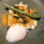 ろっかん - 白アスパラとこごみ