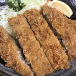 勝時 - メンチ。