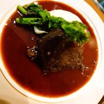 アン ファス - コース料理⑤牛ほほ肉の赤ワイン煮込み