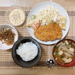 畔蒜肉店 - ロースとんかつと見間違えます
