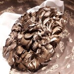 炭火割烹 白坂 - 黒舞茸