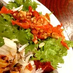 大衆中遊華食堂 八戒 - この唐辛子のやつが、結構、辛い。