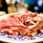 大衆中遊華食堂 八戒 - ジンギスカン(チャックロール、ショルダー、マトン) 4人前