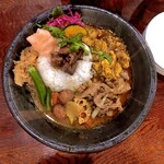 大衆中遊華食堂 八戒 - 3種あいがけ(肉団子カリィ、四川麻婆豆腐カリィ、生ラムクミン炒めカリィ)、魯肉トッピング 4人前