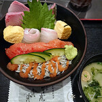 なぎの木 - 明太海鮮丼(2100円)