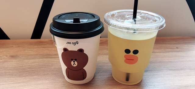 写真 ラインフレンズ カフェ ストア 福岡 Line Friends Cafe Store 福岡 西鉄福岡 天神 カフェ 食べログ