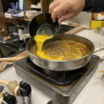 たつ屋 - 2020年3月20日  とき卵を入れて