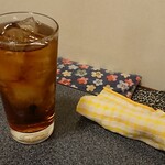 居酒屋すずらん - ウーロン茶&おしぼり