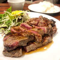 キャトルラパン 北梅田 - 肉2枚(400g)