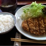 とんかつ二条 - 二条のロースカツ定食！文句あるか！という旨さ♪(´ε｀ )