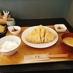 とんかつ成蔵 - リブロースかつ定食