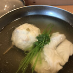 よし澤 - 昼懐石６０００円。鮎魚女と桜真薯の椀。昆布出汁の加減が抜群です。しみじみ美味しいお椀です（╹◡╹）（╹◡╹）