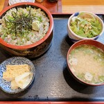 Daiwa - 鯵なめろう丼　（出汁巻玉子、味噌汁、デザート付）
                        数量限定　1,080円