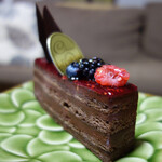 シャンドワゾー - ショコラフリュイルージュ（473円税別）