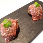 ASAHINA Gastronome - 「桜肉の大トロ　カルパッチョにし、新ジャガイモのスフレに載せて」