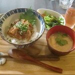 離島キッチン - 寒シマメ丼