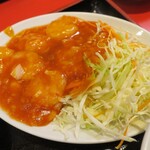 中華 珍来麺工房 - ・「2品定食(¥750)」の海老チリ。