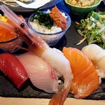 Hokkaido Gourmet Dining 北海道 - 寿司天ぷら御膳（寿司アップ）（2020.2）