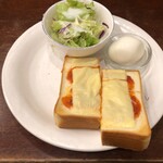 シンバシベーカリー・プラス・カフェ - ピザトースト