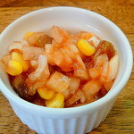 カレーの店 マボロシ - 玉葱、コーン＆レーズンのマリネ