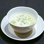 Maison De Yulong - 生海苔と卵白のスープ