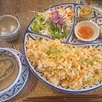 シアムハウス - 料理写真:タイ焼き飯¥1000-