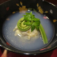 徳うち山 - 椀（浅利しんじょ、こごみ）