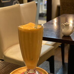 イヴ カフェ - どろっとしたミックスジュース