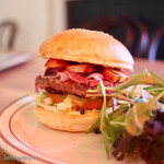 CRITTERS BURGER - 