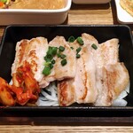 韓美膳 - サムギョプサル。