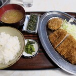三笠 - ・「コロッケ、とんかつ定食(¥800)」