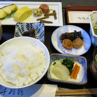 千羽鶴 - 朝食