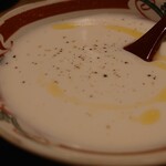 地酒と土鍋飯 さんか - 新玉ねぎの冷製スープ