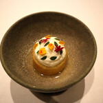 ad hoc  - ブリオッシュ、カモミール、クレームダンジュ