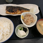 さくら食堂 - 鯖の塩焼き定食&納豆