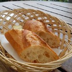 T.Y.HARBOR - 自家製パン（バケット）はアメリカ方式でもちろん食べ放題！