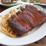 T.Y.HARBOR - BBQ Back ribs（バーベキューバックリブス）にはフレンチフライとコールスロー付き！