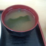 あゆむ食堂 - エスカロップは味噌汁つき