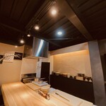 Enu Gion Sanjugo Do - 木の香りのするカウンター席