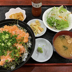 Gochisoudokoro Kimura - 信州サーモンのねぎとろ丼