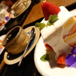 カフェ 叶 匠寿庵 - まるで絵のような素敵なケーキ