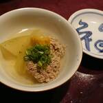 りょうりや 御旅屋 - 冬瓜と鴨つみれ たいたん