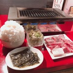 Kyou Yakiniku Hiyori - 