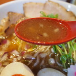 ラーメンラボ うさぎプラス - 吟醸醤油の中華そばSP（スープ）